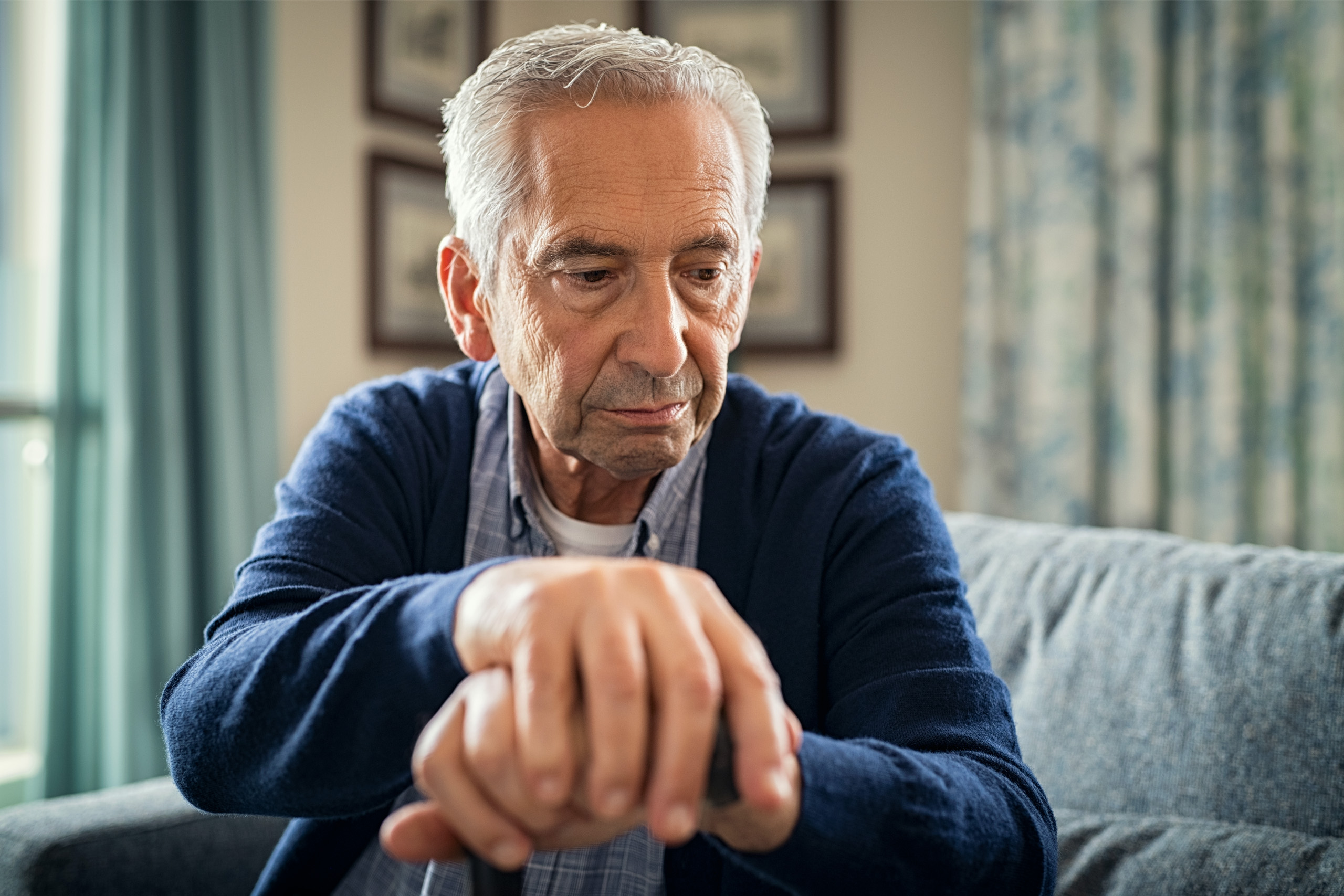 Incontinencia urinaria en hombres mayores de 60: ¡todo lo que debes saber!